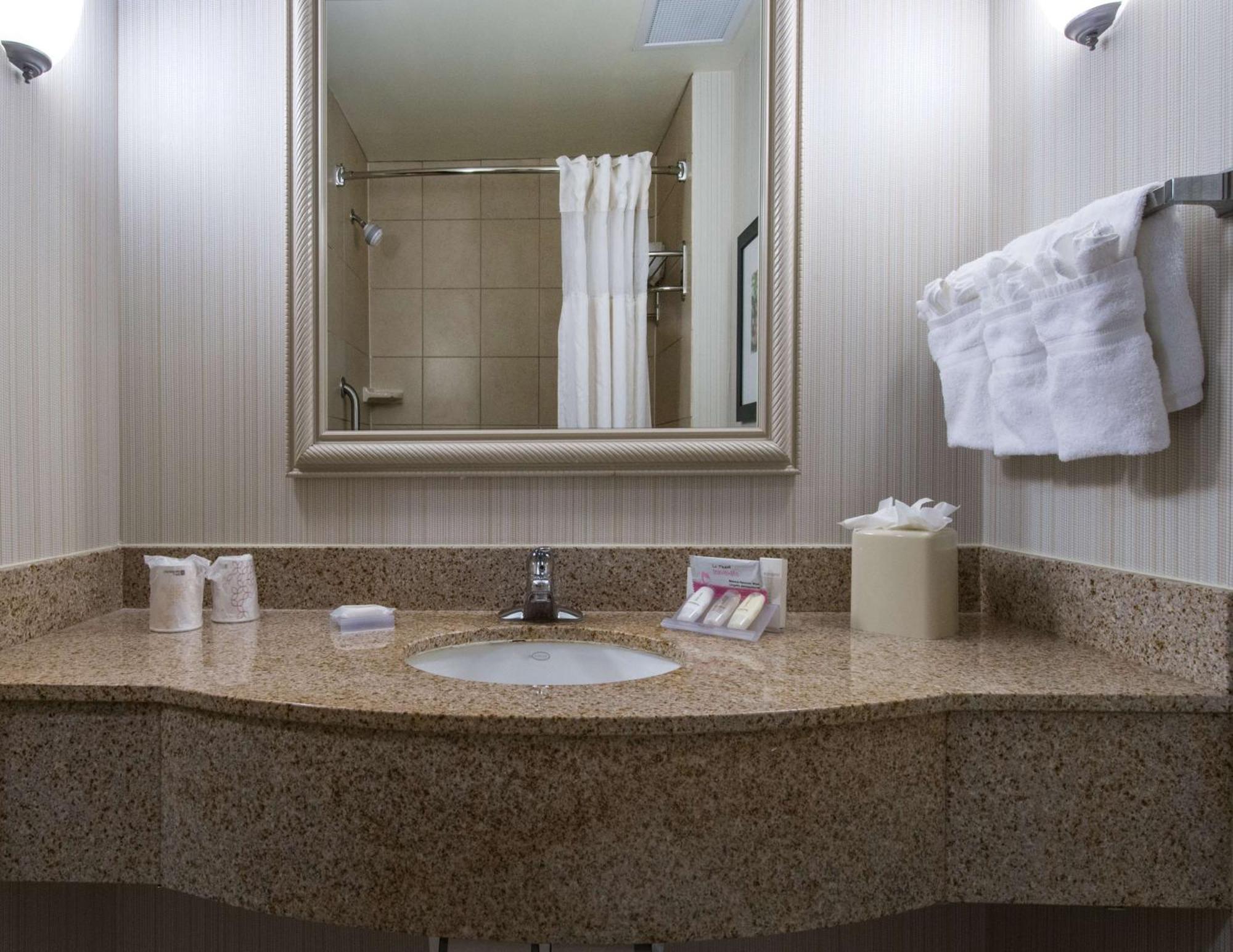 Hilton Garden Inn Tallahassee Central Eksteriør bilde