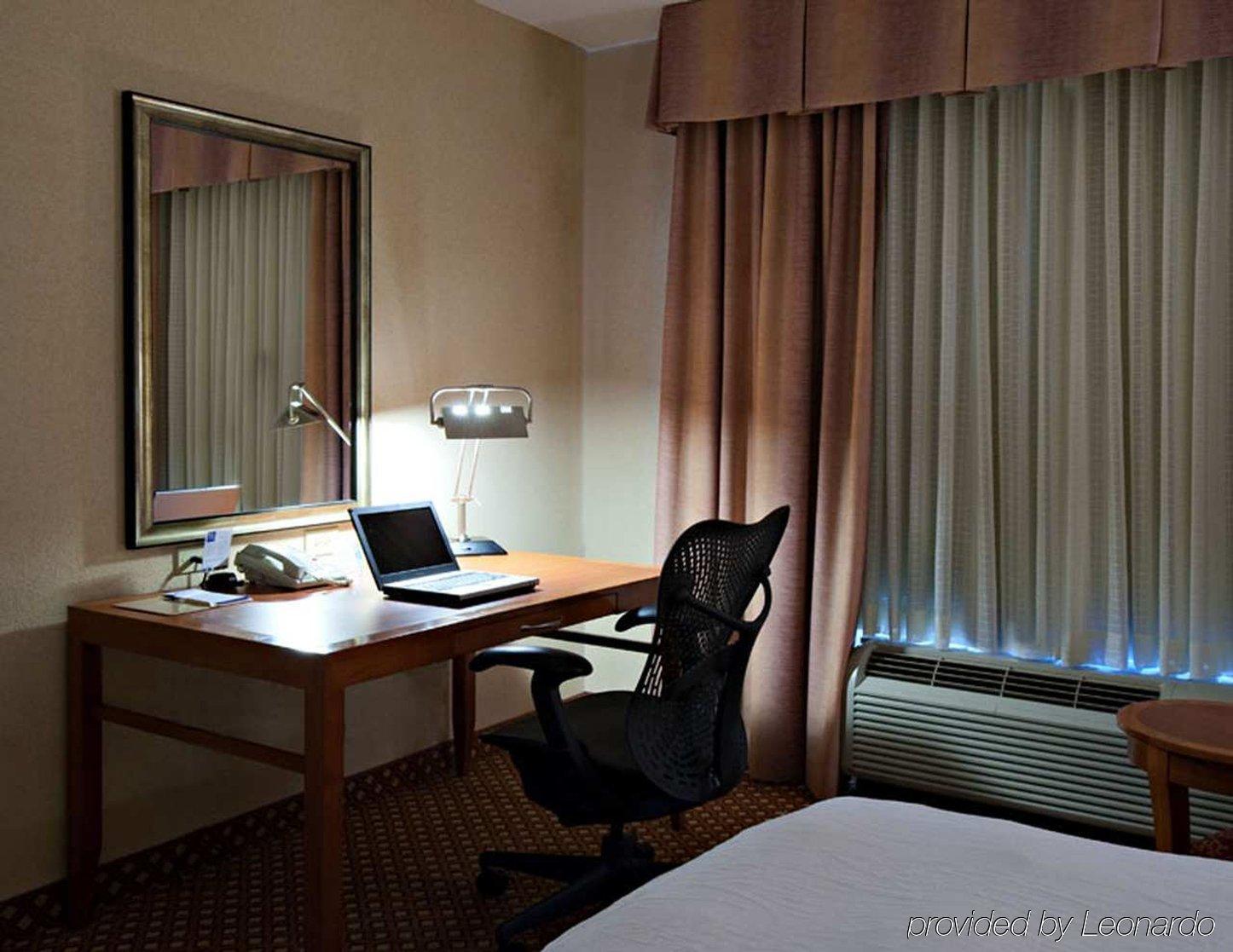 Hilton Garden Inn Tallahassee Central Rom bilde